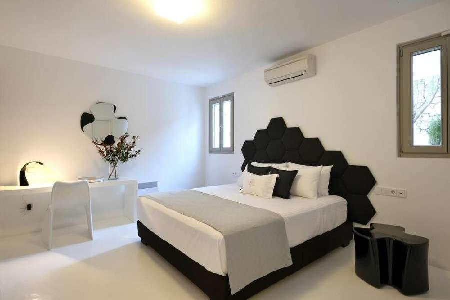 Villa Dafni 4Bed With Pool In Kalafatis Spilia Mykonos Town Eksteriør billede